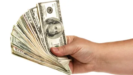 Bancherii, publicitarii si politicienii, la coada increderii populatiei din 19 tari