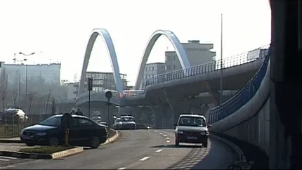 Pasajul Basarab, lung de aproape 2 km, a fost deschis traficului auto