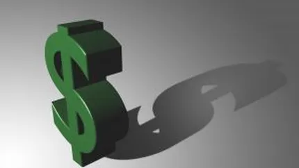 Increderea Asiei si Europei in dolar nu este afectata, pentru moment, de reducerea ratingului SUA