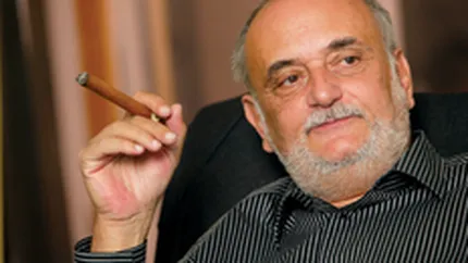 Patriciu, pe o noua piata: Magazinele Mic.ro si Macro vor vinde polite de asigurari