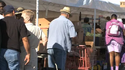 Las Vegas, Somalia Americii. Locuitori ai orasului stau la coada pentru mancare (FOTO)