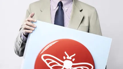 Erste isi schimba sigla – adopta o albina