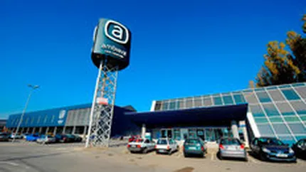 Cum stingi datoria fara bani: Patronul Ambient plateste banca in natura