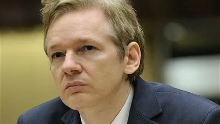 Noi dezvaluiri Wikileaks: Guvernele spioneaza cetatenii prin telefoanele mobile, e-mail si urmele lasate pe Internet
