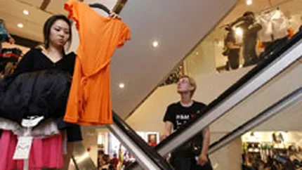 H&M simte succesul in China: Cum isi disputa retailerii noul taram al modei