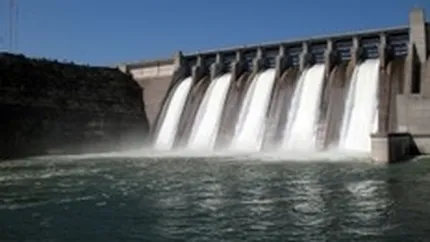 Cum a ajuns Hidroelectrica baiatul prost din energie