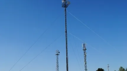 Orange si Vodafone vor avea licenta anulata daca nu varsa la buget cate 6,4 mil. euro in 30 zile