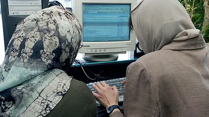 Iranul ar putea renunta la WWW pentru a-si construi propriul Internet