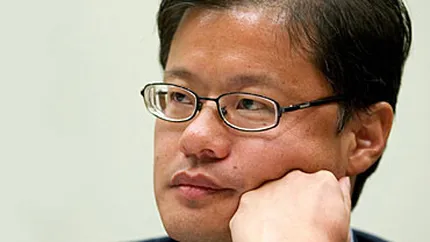 Jerry Yang, cofondatorul Yahoo, paraseste compania, decizie aplaudata de actionari