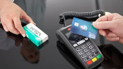 Cardurile contactless, vedete in 2012? Vezi cati romani platesc fara atingere