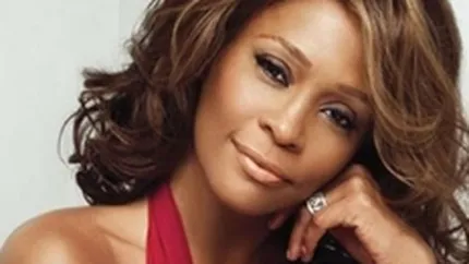 1.500 de persoane au fost prezente la ceremonia funerara a cantaretei Whitney Houston