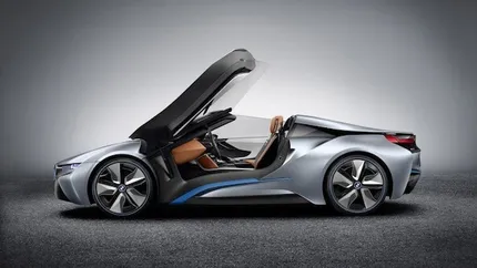 BMW a lansat prototipul i8 Concept Spyder