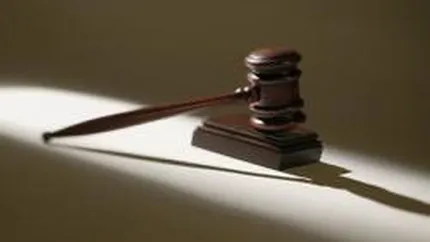 5 patroni ai unor firme, trimisi in judecata de DNA. Frauda se ridica la peste 10 mil. euro