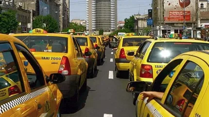 2.000 de taximetristi protesteaza in Piata Constitutiei