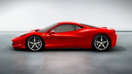 Ferrari recheama 200 de masini in service