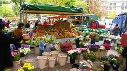 Razie la vanzatorii de flori din Capitala