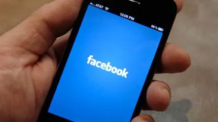 Facebook incearca sa scoata pe piata un smartphone in colaborare cu Apple