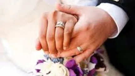 Piata Nuntilor: Criza reduce la jumatate petrecerile din restaurante si taie din invitati si meniuri