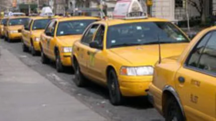 Razie printre taxiurile de la aeroporturi: Aproape 1.300 de taximetristi sanctionati