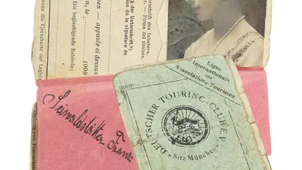 Permisul de conducere al Reginei Maria, la licitatie