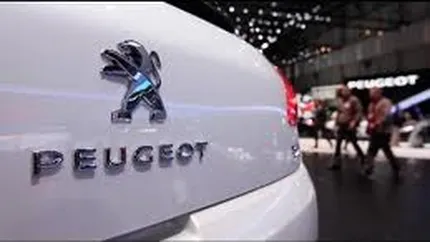 Peugeot si Fiat retrogradate la  categoria junk, din cauza crizei din zona euro