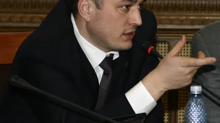 Alegeri in SUA: Pretul benzinei si motorinei, instrument de manipulare politica?