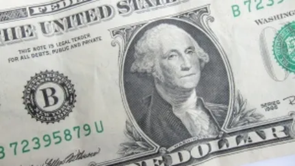 Uraganul Sandy a apreciat dolarul