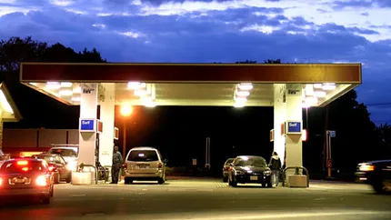 Criza de combustibil: Benzinariile din New York, asaltate de soferi