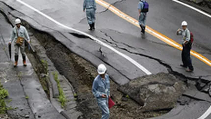 Cutremur puternic in Japonia. Un prim val tsunami a atins coastele tarii