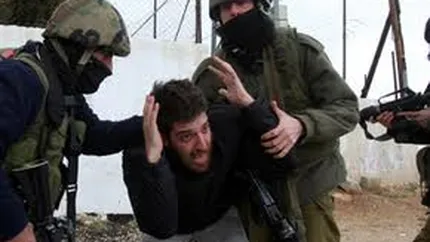 Numar record de jurnalisti aflati in inchisoare in 2012