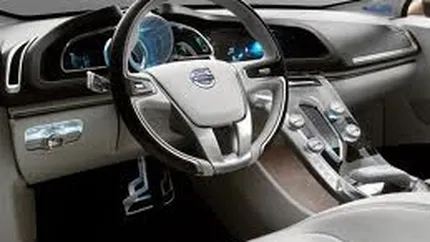 Renault vinde o participatie detinuta la Volvo pentru 1,5 miliarde de euro