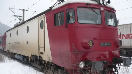 CFR a anulat 17 trenuri din cauza avertizarii meteo de ninsori si vant
