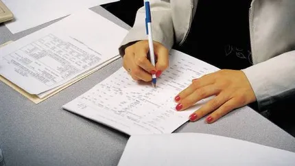 Comisia Europeana examineaza demiterea presedintelui INS si revizuirea PIB pe 2011