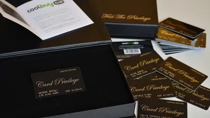 Coolbuy Club ii oferteaza pe cei 550 de parlamentari