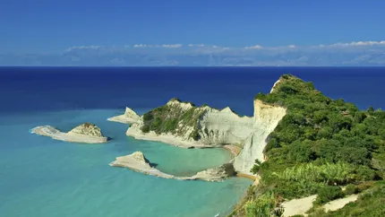 Grecia a concesionat pe 99 de ani 50 de hectare din insula Corfu