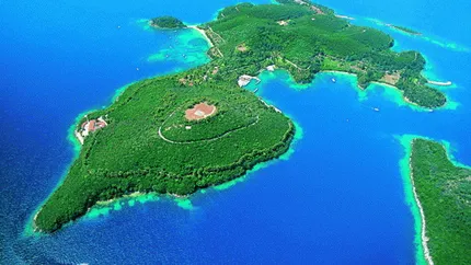 Mostenitoarea magnatului Aristotel Onassis vinde insula greceasca Skorpios unui miliardar rus
