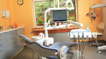 Afacerile Dent Estet au avansat cu peste 20% anul trecut