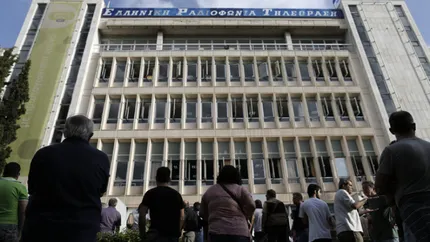 Grecia: Intreaga mass-media in greva dupa inchiderea posturilor publice de radio si televiziune