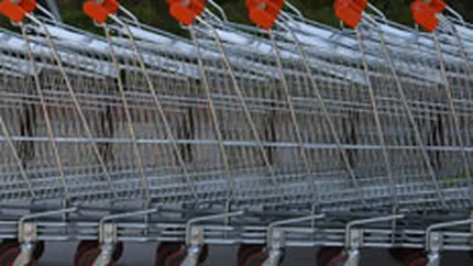 Auchan, liber de la Concurenta sa preia magazinele Real