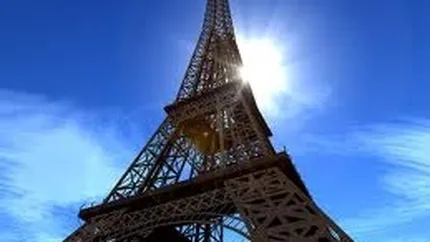 Turnul Eiffel a fost evacuat