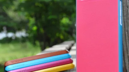 Apple reduce comenzile pentru iPhone 5C