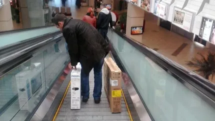 Vanzari peste asteptari de Black Friday. Ce produse si-au cumparat romanii si cat au platit