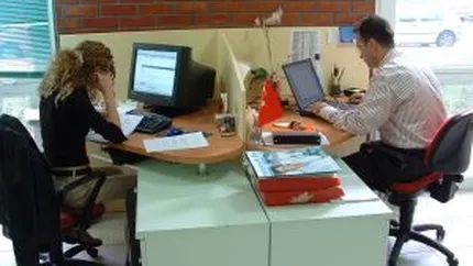 Lucram 6 zile lunar doar pentru plata taxelor salariale catre stat, dublu fata de ucrainieni