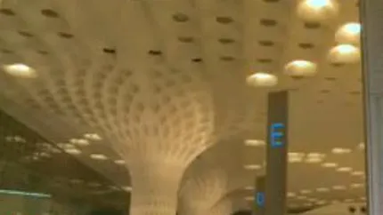Paunul care danseaza. Cum arata cel mai nou terminal al aeroportului din Mumbai