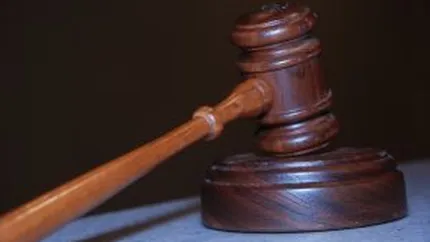 Statul, obligat sa-i plateasca daune de 4.500 de euro unui procuror defaimat de Romania Libera