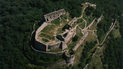 Foraje miniere in Deva: Poate dam de uraniu, ne expropriaza pe toti si ne muta la Viena