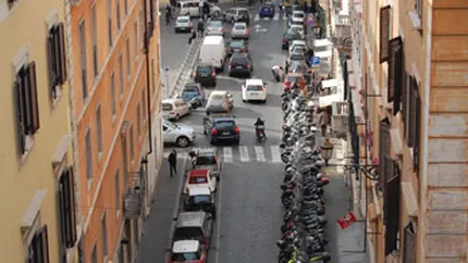 Italia: Moody's confirma ratingul si imbunatateste perspectiva la stabila