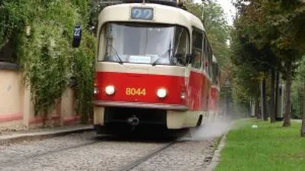 Cum a castigat bani un oras de pe urma transportului gratuit in comun