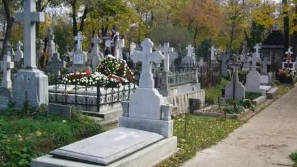 Autostrada din Romania deviata din cauza unui cimitir fara autorizatie