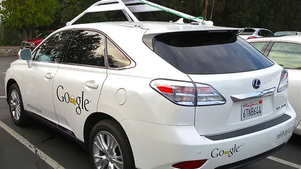 Moment de referinta: Masinile fara sofer ale Google pot circula acum si in conditii de trafic urban